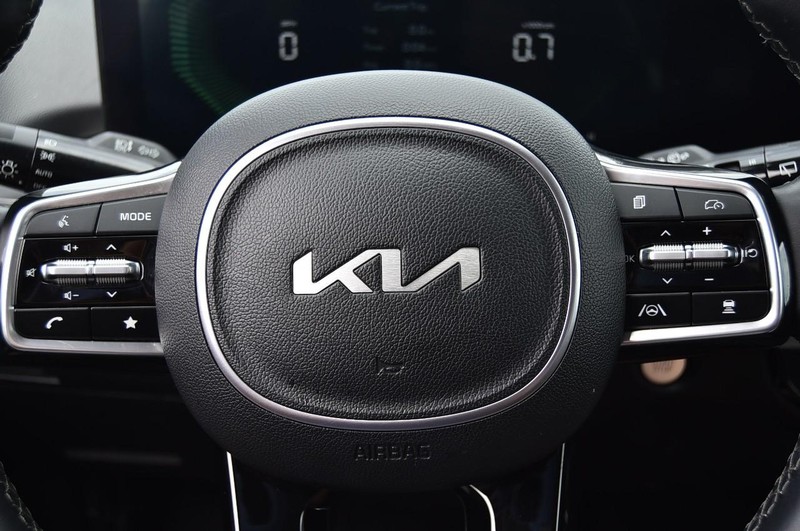 Kia Sorento Vehicle Image 20