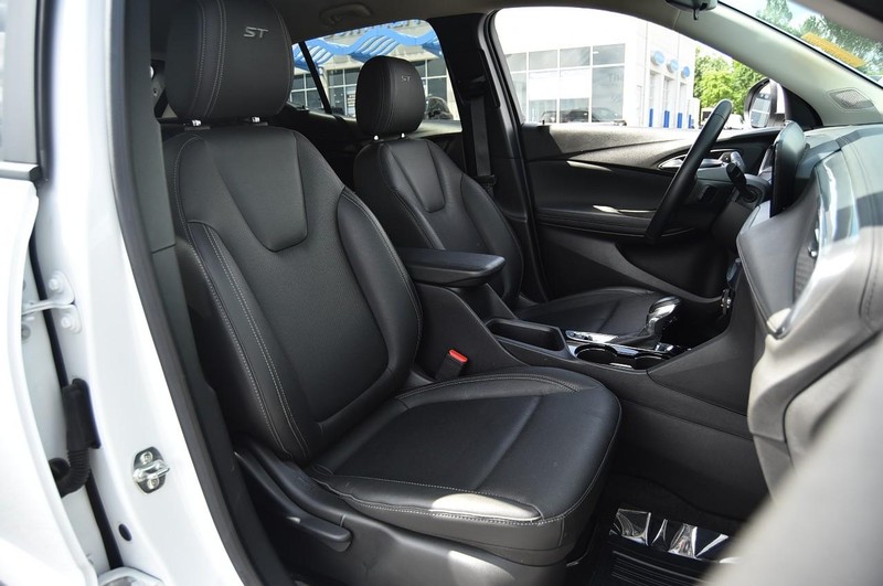 Buick Encore GX Vehicle Image 20