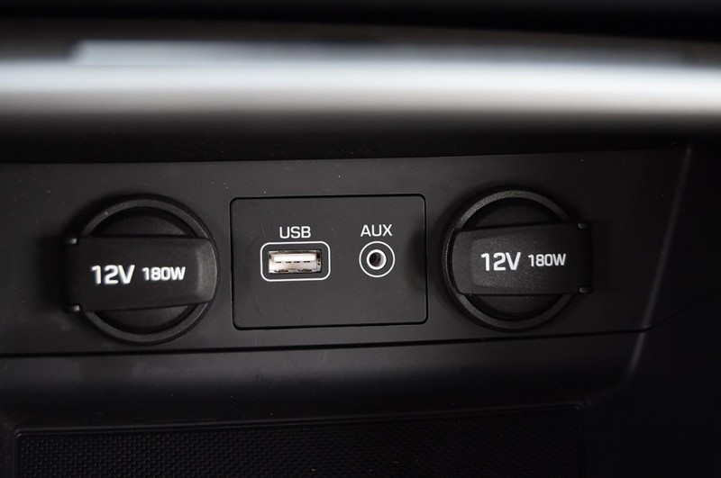 Hyundai Sonata Vehicle Image 15