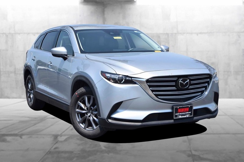 Mazda CX-9 Vehicle Image 02
