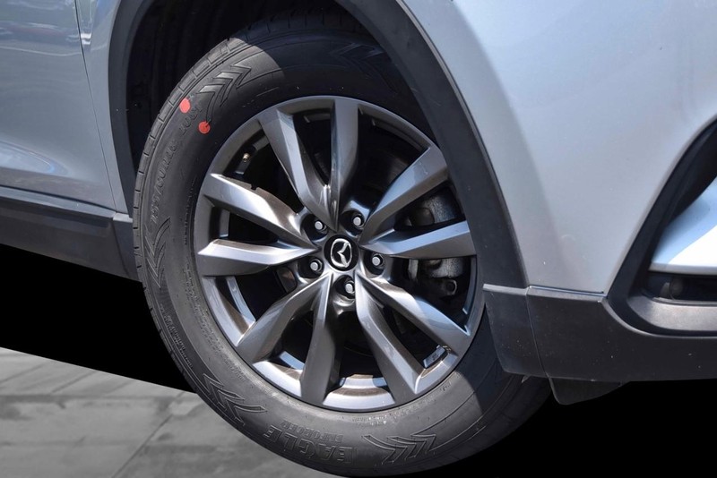 Mazda CX-9 Vehicle Image 03