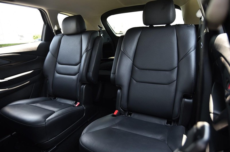 Mazda CX-9 Vehicle Image 22