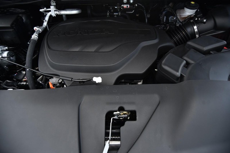 Honda Odyssey Vehicle Full-screen Gallery Image 30