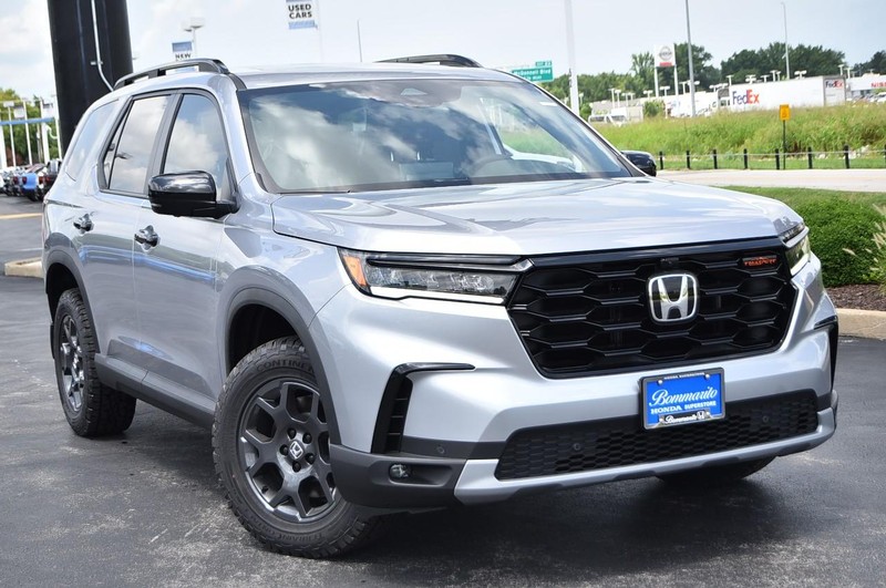 Honda Pilot Vehicle Image 02