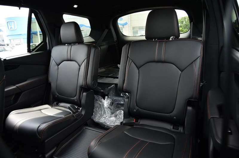 Honda Pilot Vehicle Image 26