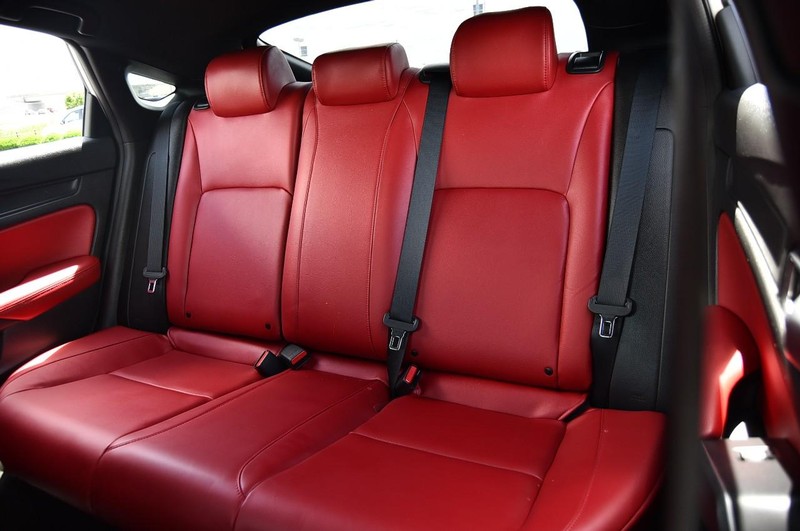 Acura Integra Vehicle Image 21