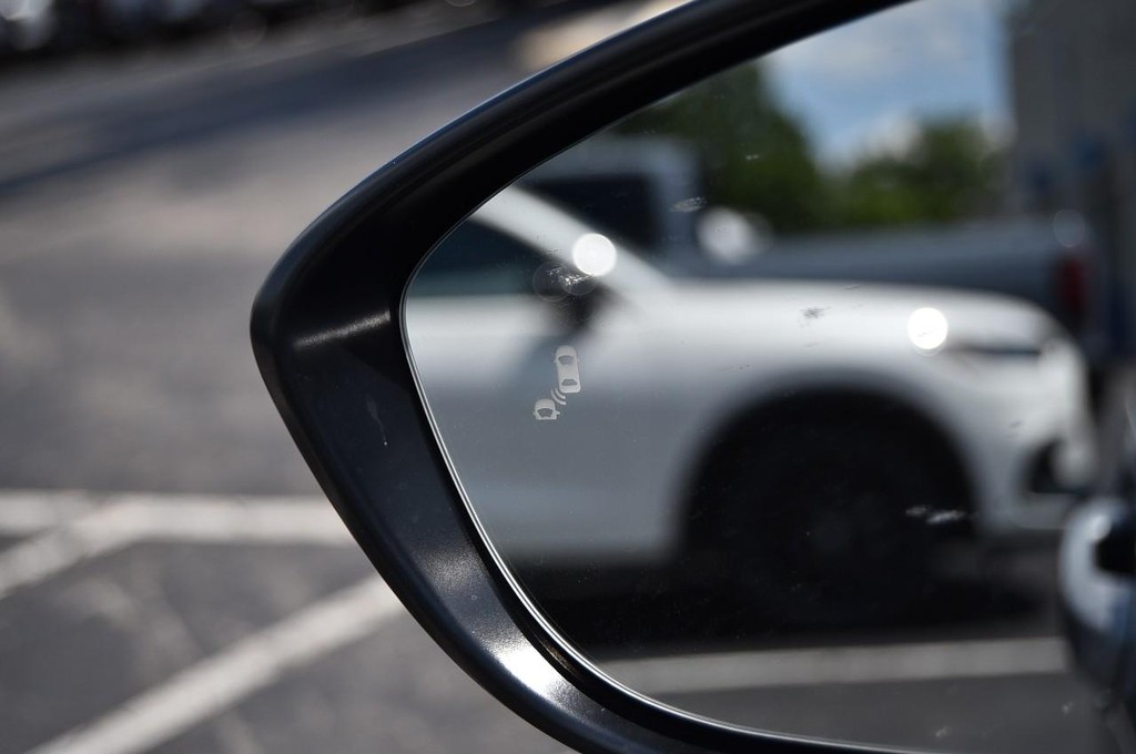 Honda Accord Hybrid Vehicle Image 09