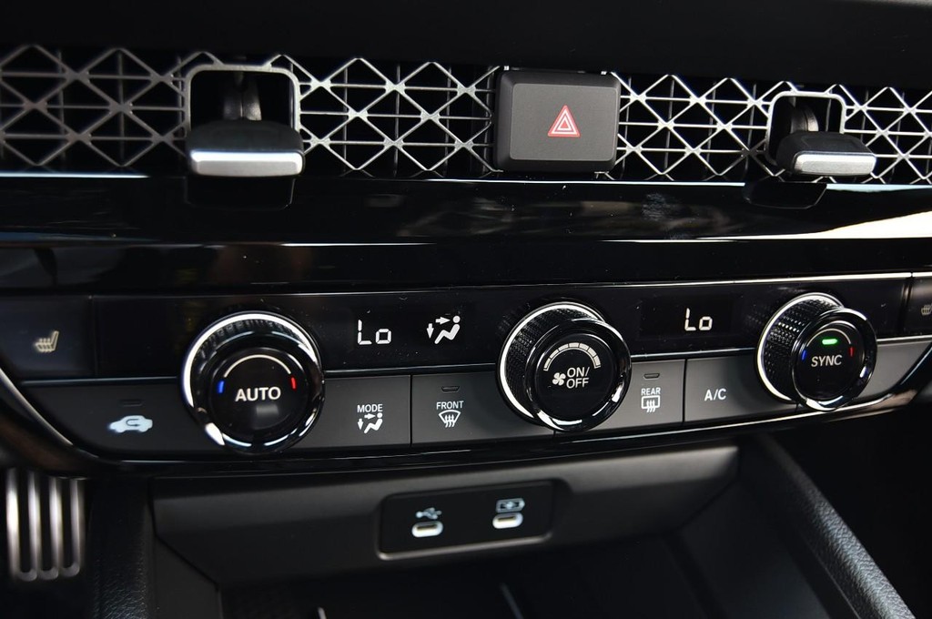 Honda Accord Hybrid Vehicle Image 13