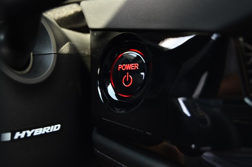 Honda Accord Hybrid Vehicle Image 16