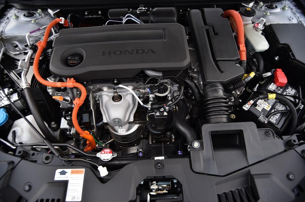 Honda Accord Hybrid Vehicle Image 24