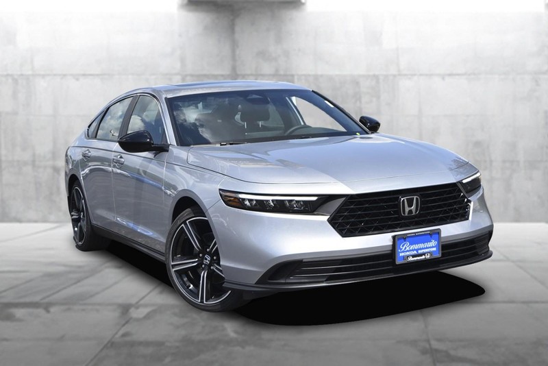 Honda Accord Hybrid Vehicle Image 02