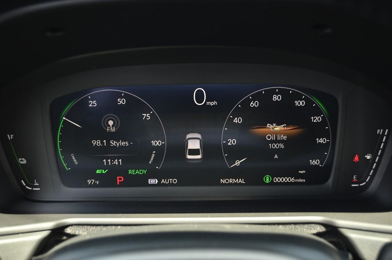 Honda Accord Hybrid Vehicle Image 10
