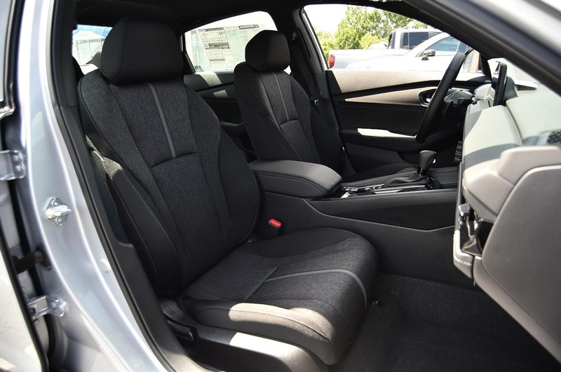 Honda Accord Hybrid Vehicle Image 19