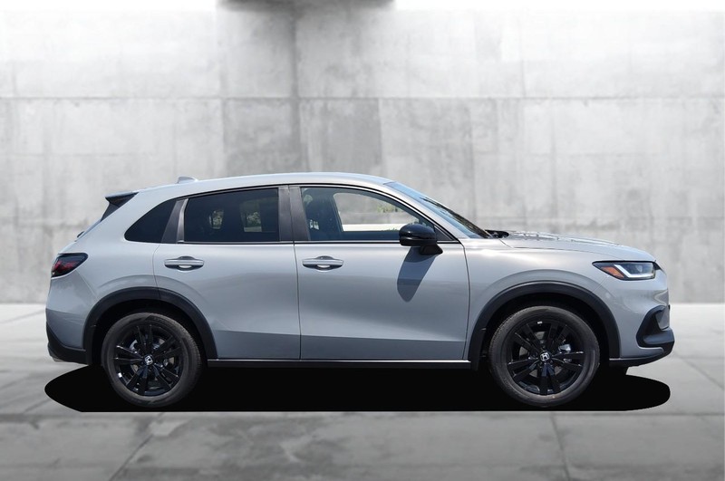 Honda HR-V Vehicle Image 05