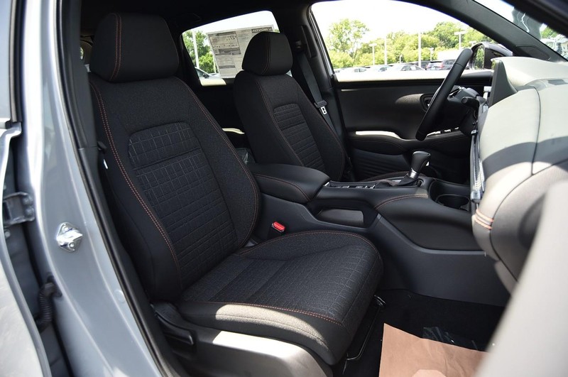 Honda HR-V Vehicle Image 21