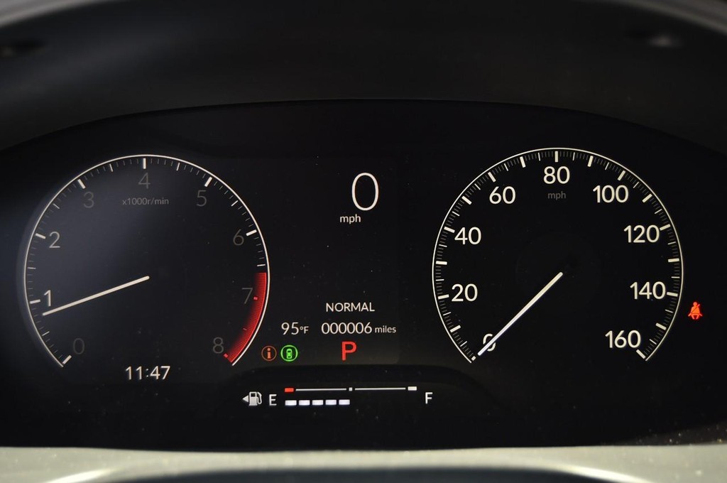 Honda Civic Hatchback Vehicle Image 10