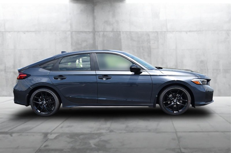 Honda Civic Hatchback Vehicle Image 05