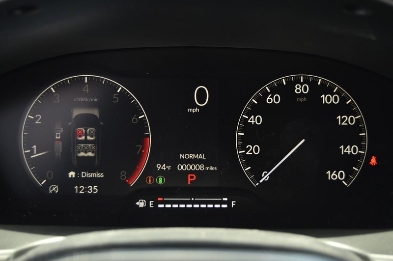 Honda Civic Hatchback Vehicle Image 11