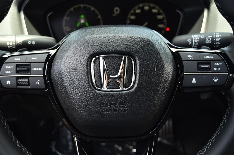 Honda Civic Hatchback Vehicle Image 18