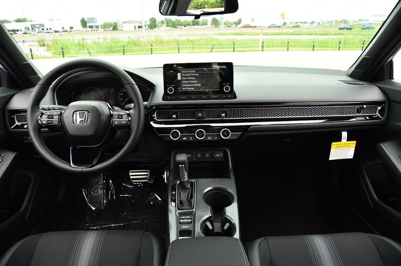 Honda Civic Hatchback Vehicle Image 07