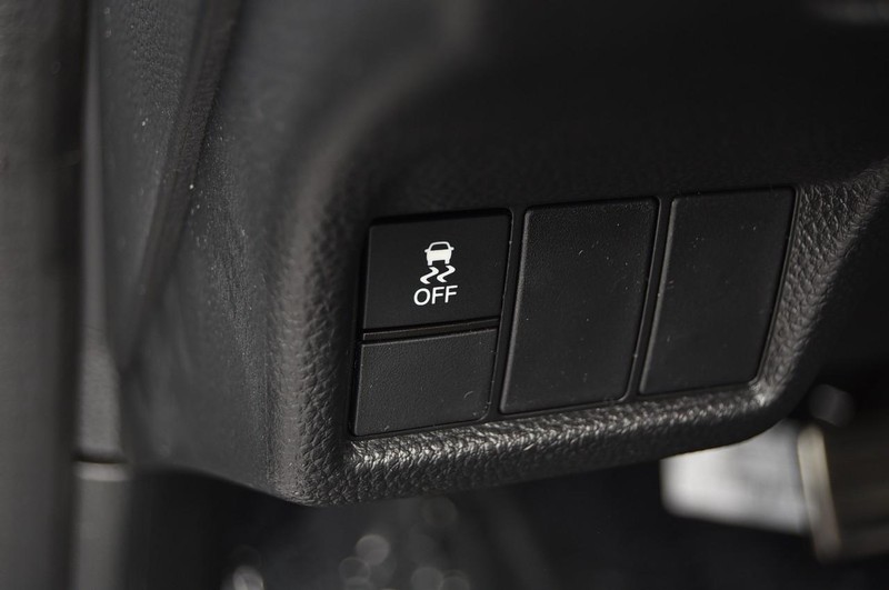 Honda Civic Hatchback Vehicle Image 10