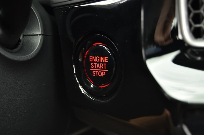 Honda Civic Hatchback Vehicle Image 17