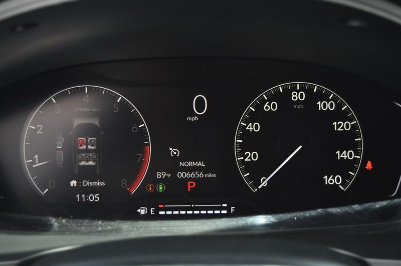 Honda Civic Hatchback Vehicle Image 11