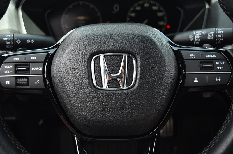 Honda Civic Hatchback Vehicle Image 18