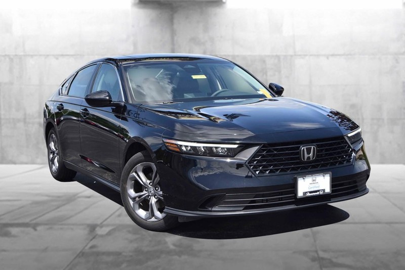 Honda Accord Sedan Vehicle Image 02