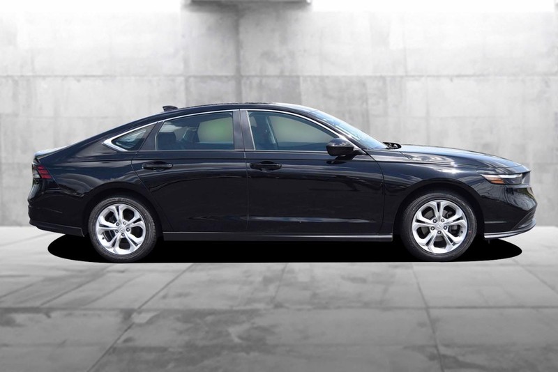 Honda Accord Sedan Vehicle Image 05