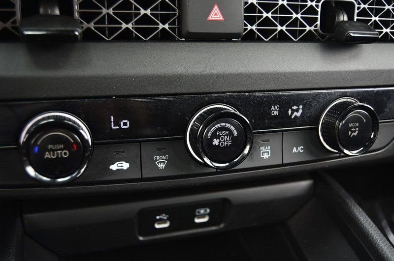 Honda Accord Sedan Vehicle Image 12