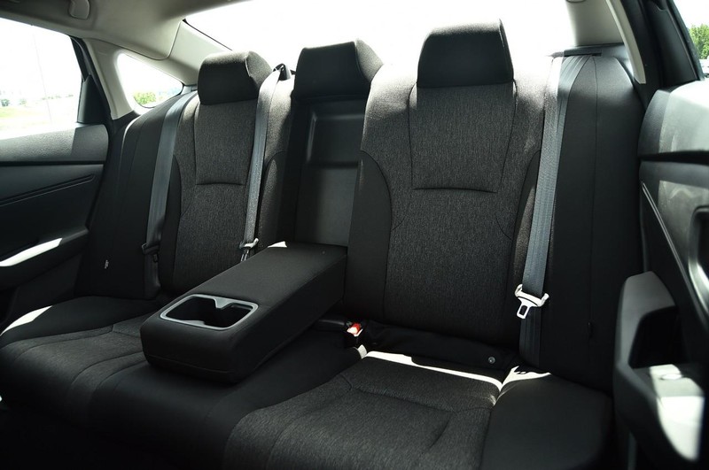 Honda Accord Sedan Vehicle Image 19