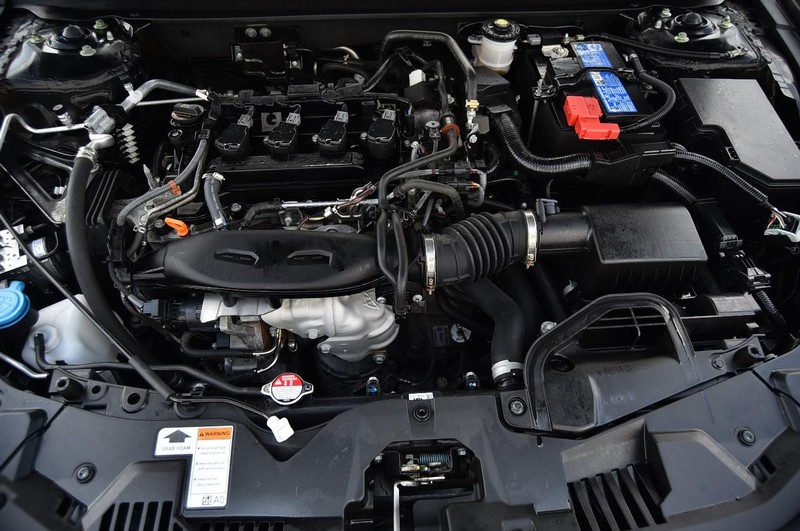 Honda Accord Sedan Vehicle Image 21