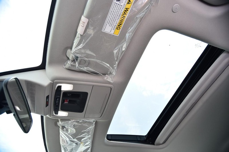 Honda Accord Sedan Vehicle Image 19