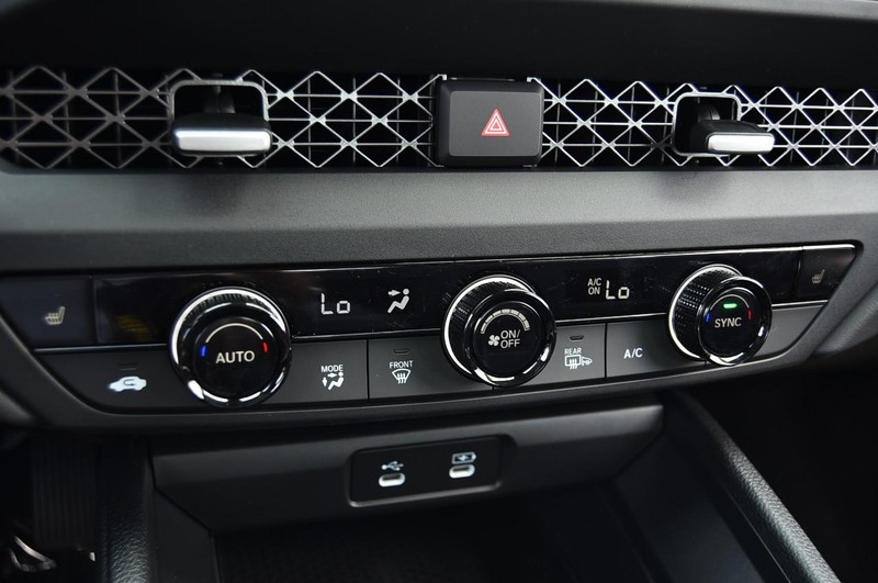Honda Accord Sedan Vehicle Image 13