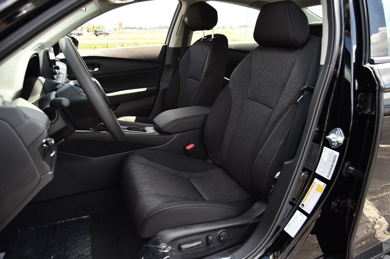 Honda Accord Sedan Vehicle Image 17