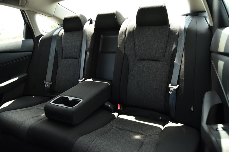 Honda Accord Sedan Vehicle Image 20