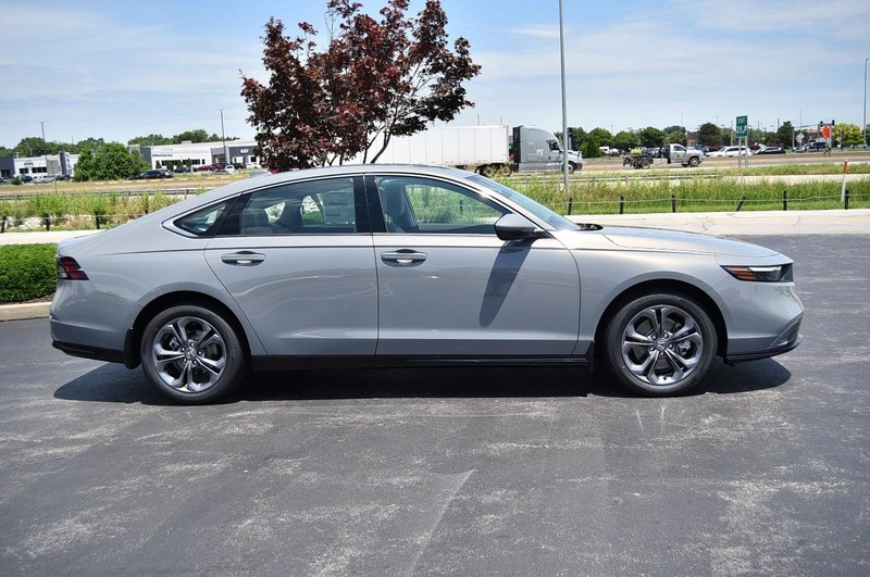 Honda Accord Hybrid Vehicle Image 05