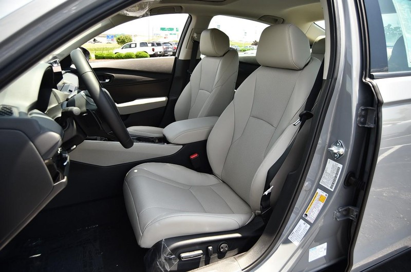 Honda Accord Hybrid Vehicle Image 19