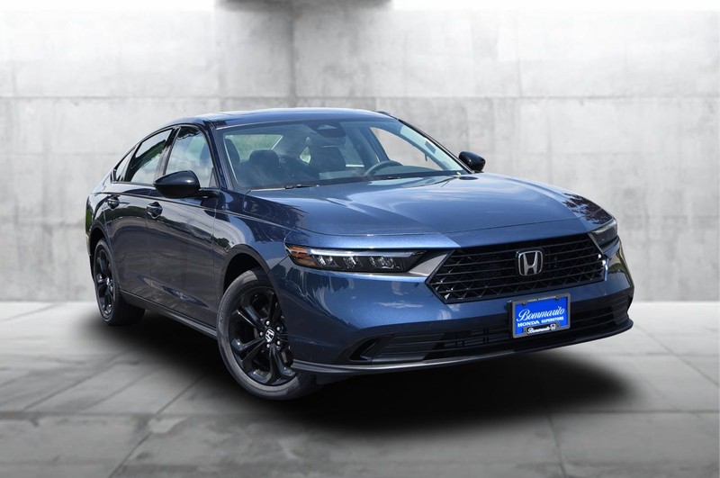 Honda Accord Sedan Vehicle Image 02
