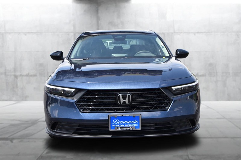 Honda Accord Sedan Vehicle Image 04