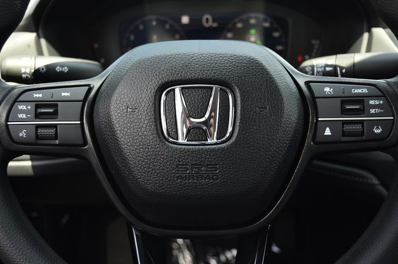 Honda Accord Sedan Vehicle Image 16