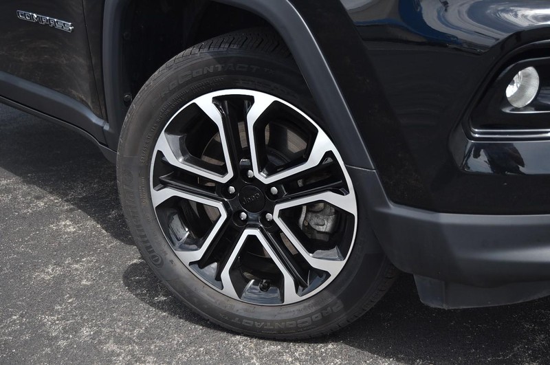 Jeep Compass Vehicle Image 03