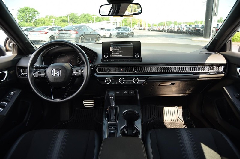 Honda Civic Sedan Vehicle Image 07