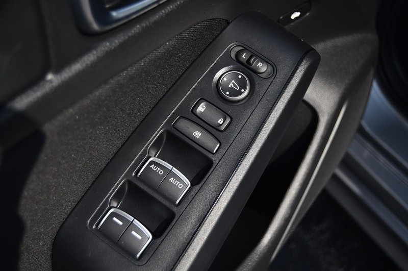 Honda Civic Sedan Vehicle Image 08