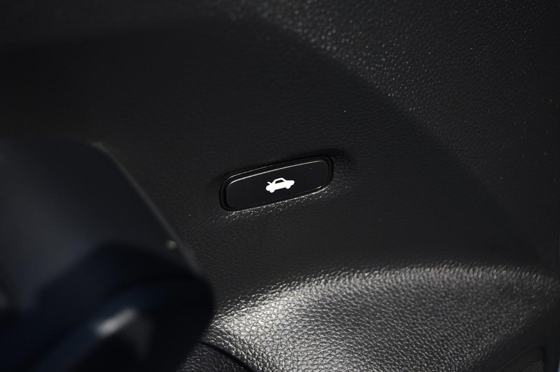 Honda Civic Sedan Vehicle Image 09
