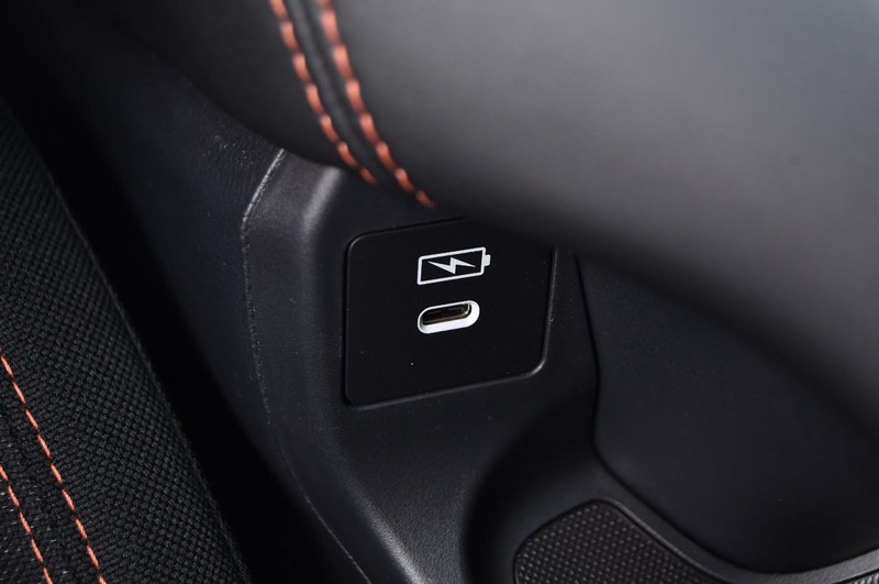 Honda HR-V Vehicle Image 16
