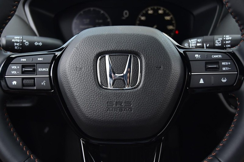 Honda HR-V Vehicle Image 18