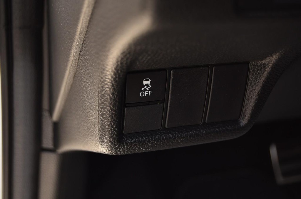 Honda Civic Hatchback Vehicle Image 10