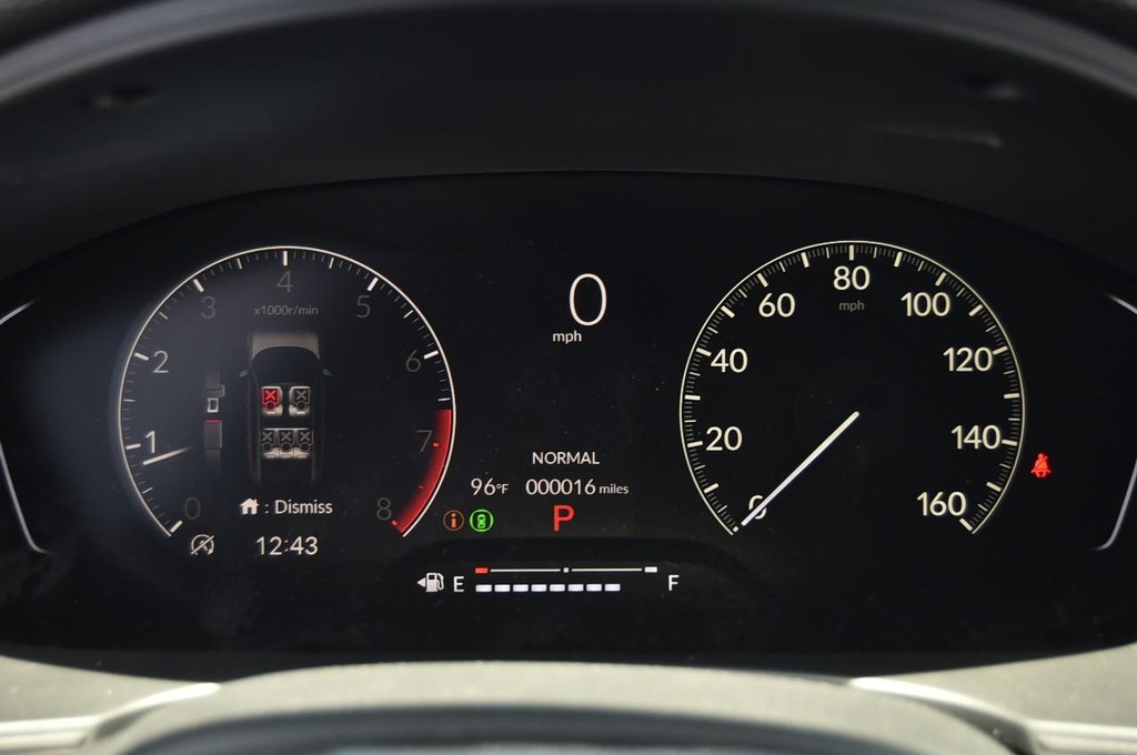 Honda Civic Hatchback Vehicle Image 11